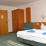 فندق Zur Sommerfrische Lothramuhle 3*