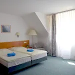 Zur Sommerfrische Lothramuhle