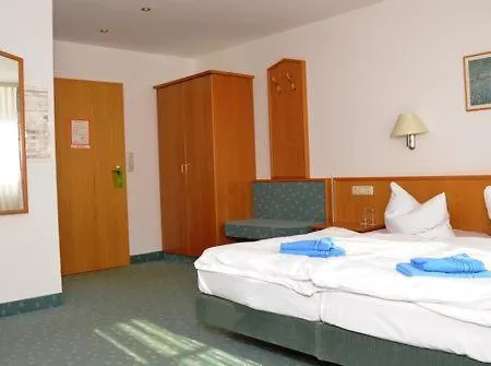 Hotel Zur Sommerfrische Lothramühle 3*