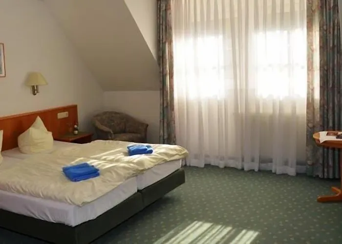Hotel Zur Sommerfrische Lothramühle 3*